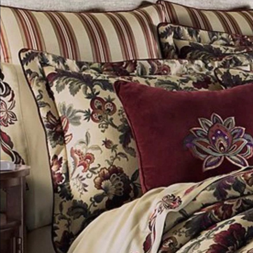 J QUEEN NEW YORK CATHERINE EURO SHAM NEW